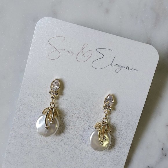 Freshwater pearl 14kt gold plated drop earrings NEW - Picture 2 of 7